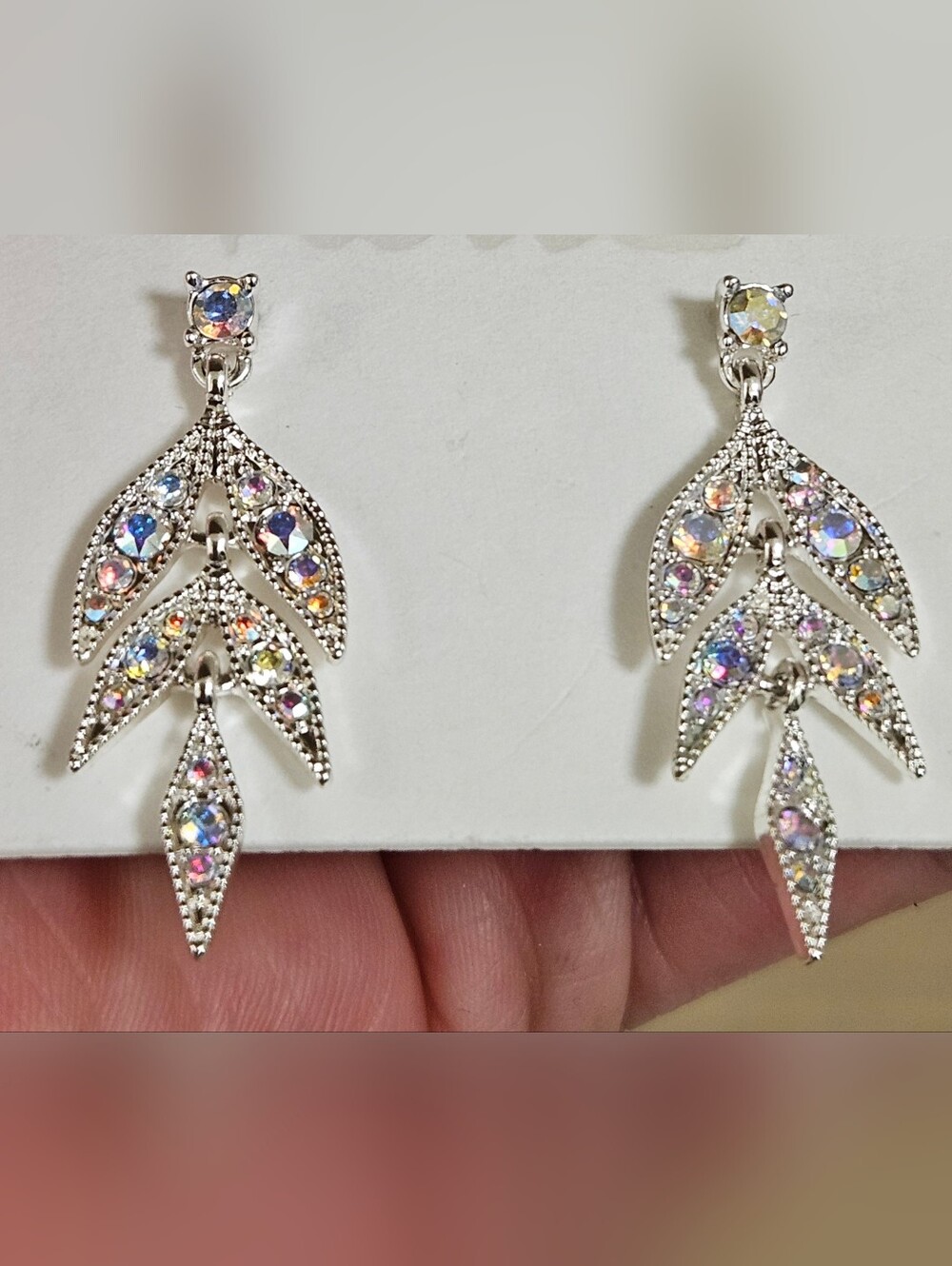 I AM SILVER TONE CRYSTAL IRIDESCENT SPARKLY RHINESTONES LEAF DROP POST EARRINGS